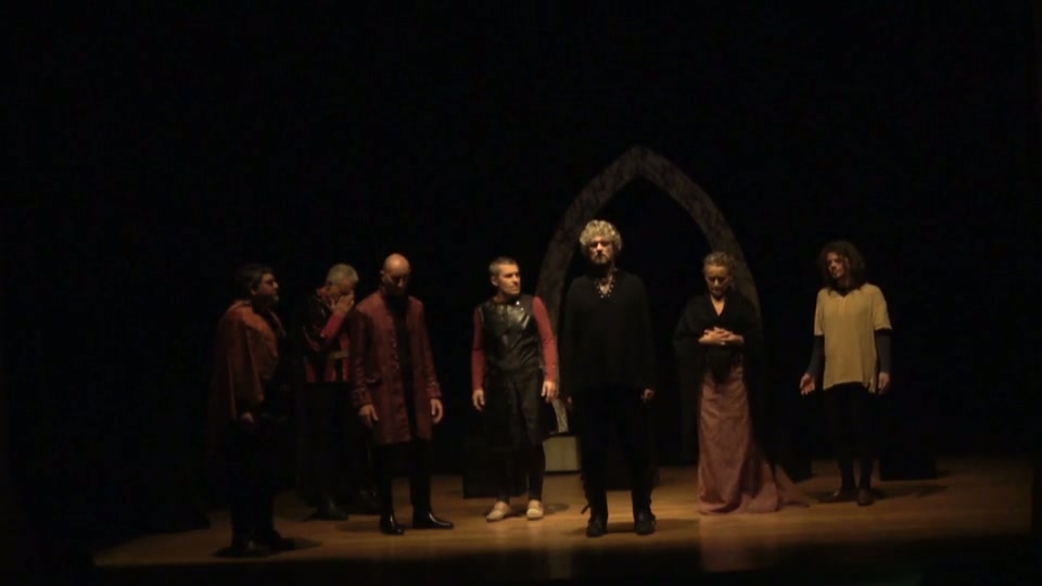 Il delitto del re è scoperto, Macbeth dichiara il suo dramma con parole ambigue