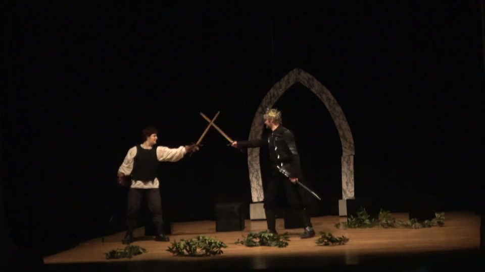 Macbeth si batte con il giovane Seyward