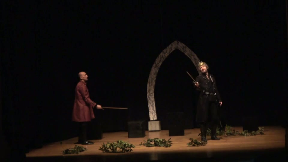 Macduff rivela a Macbeth di essere 'non nato da donna'